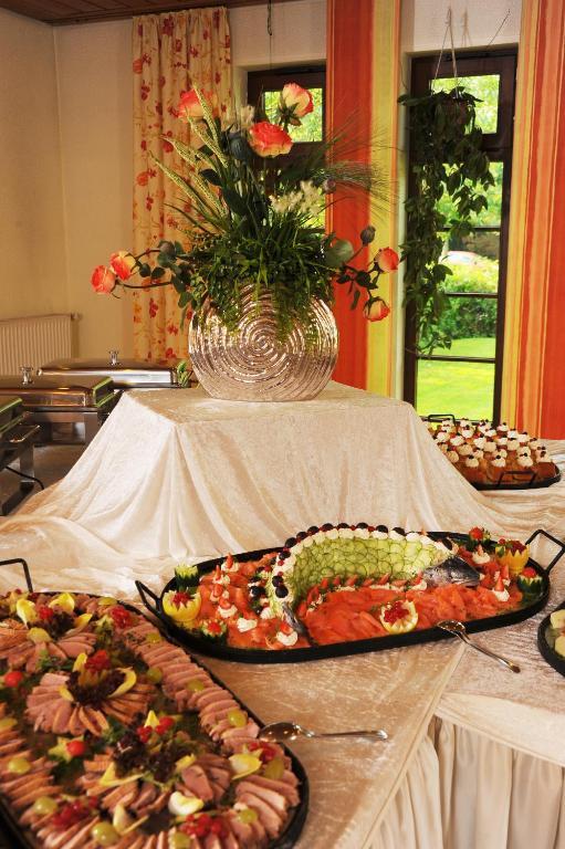 Hotel Restaurant Sonnenhof Weyerbusch Exteriör bild