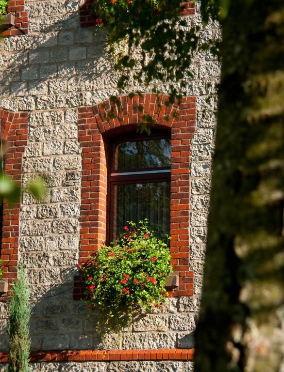 Hotel Restaurant Sonnenhof Weyerbusch Exteriör bild